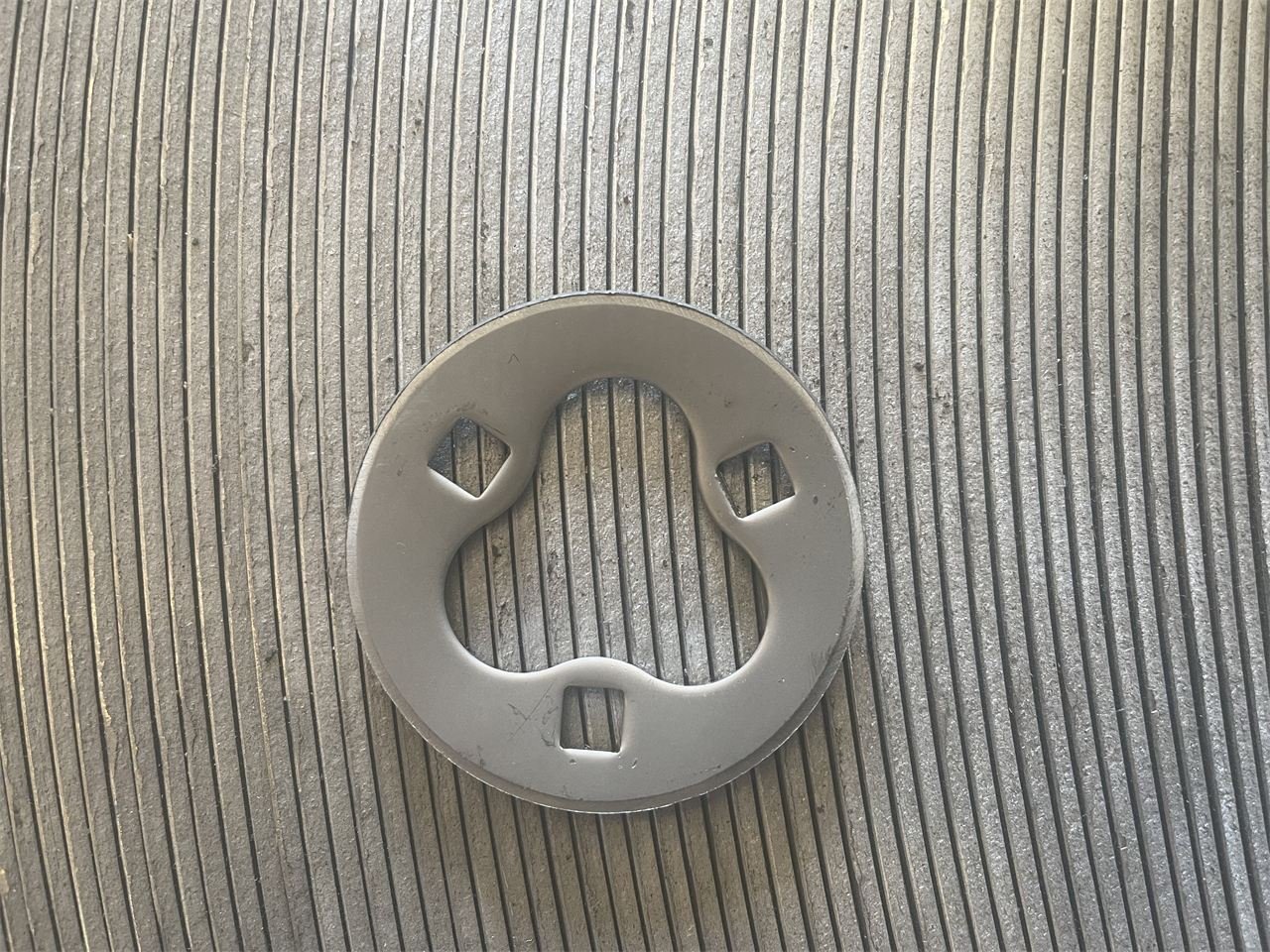Placa circular estampada para sistema de mofle